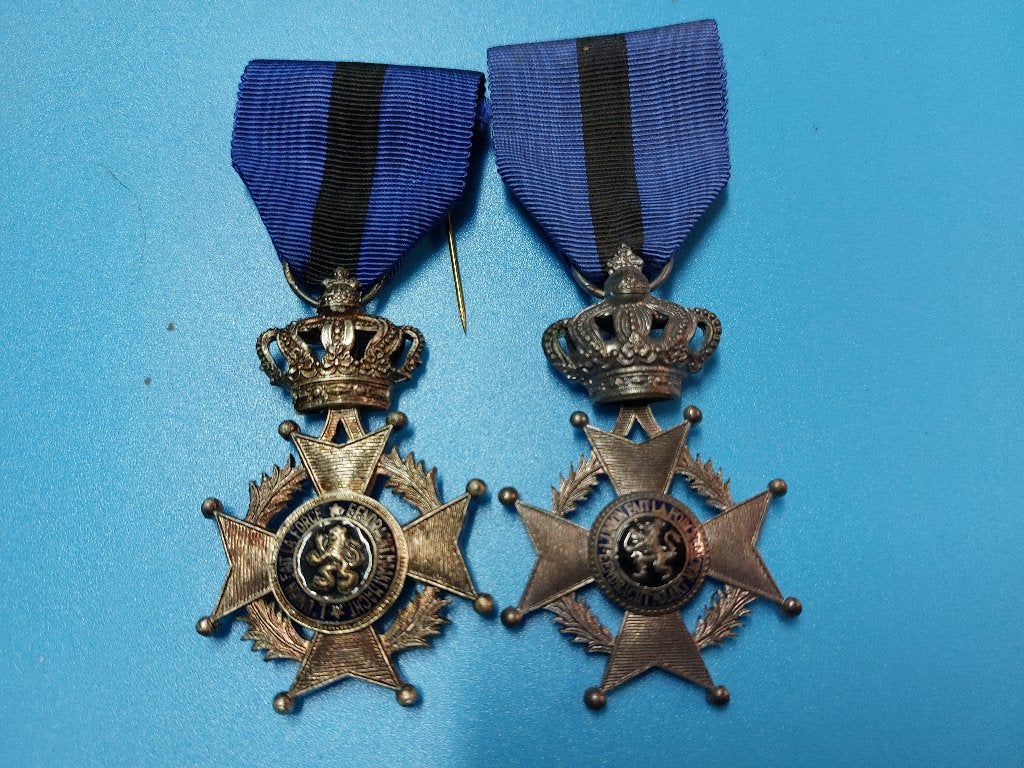 Médaille Belges Léopol II, Enlèvement