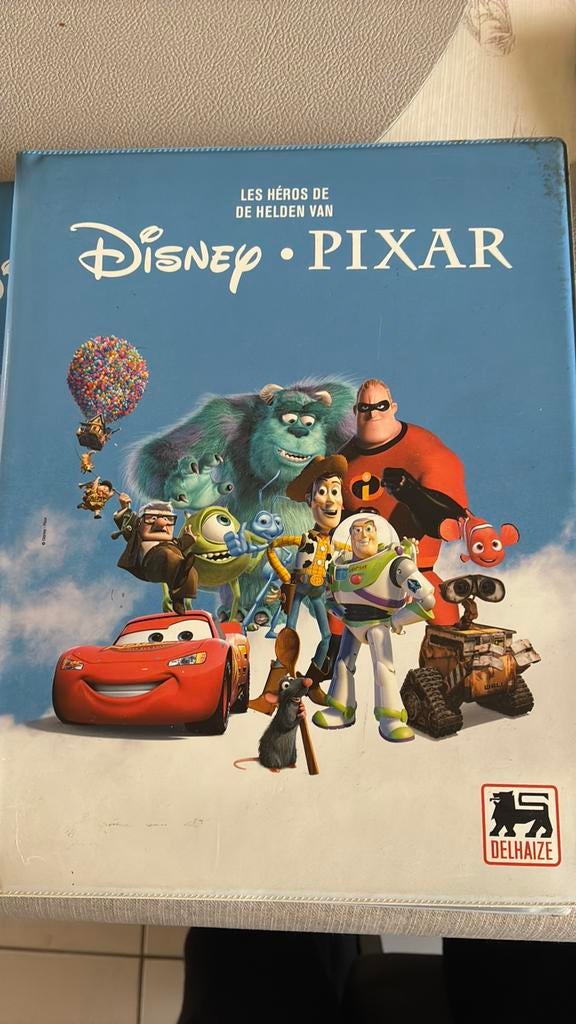 Disney.PIXAR volledig, Ophalen