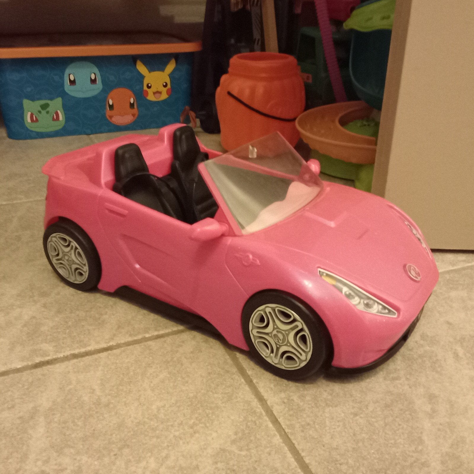 Voiture Barbie cabriolet rose, Enlèvement, Comme neuf