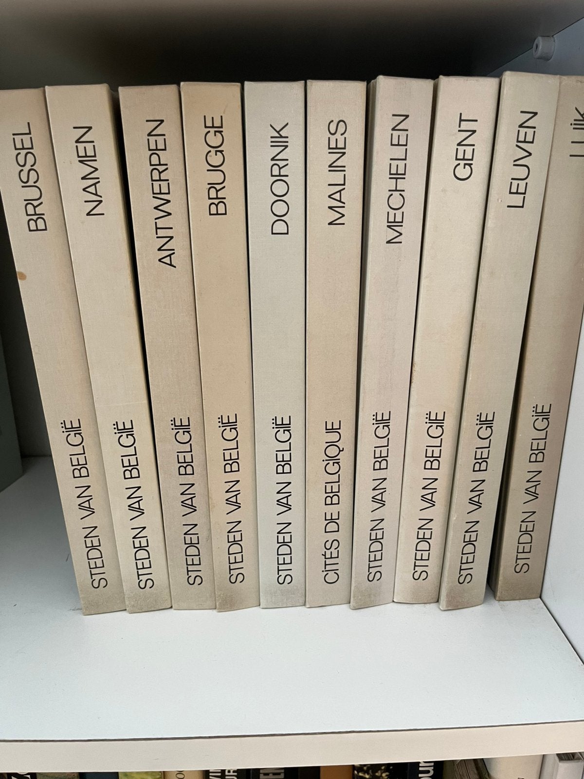 Boekenset over Belgische steden, Enlèvement, Comme neuf