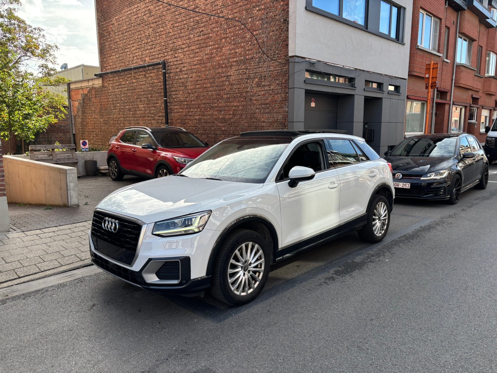 Audi Q2 Euro6 Diesel Automaat Pano, Auto's, Bedrijf, Diesel, Te koop, https://public.car-pass.be/verify