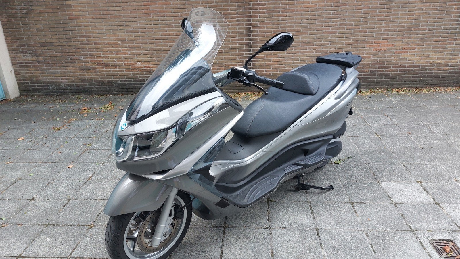Magnifique scooter Piaggio X10 comme neuf, 350 cm³, Scooter, Occasion, Particulier
