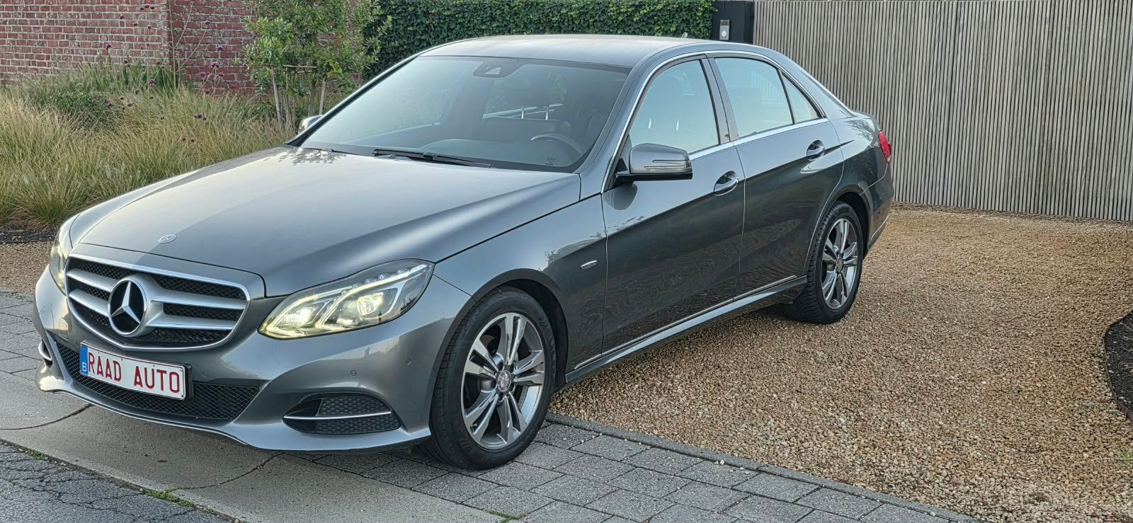 ‏mercedes e200 diesel annee 2015editione specia, Auto's, Mercedes-Benz, https://public.car-pass.be/vhr/74ee9dc4-a0b5-4f63-85e8-de7ce6633d20