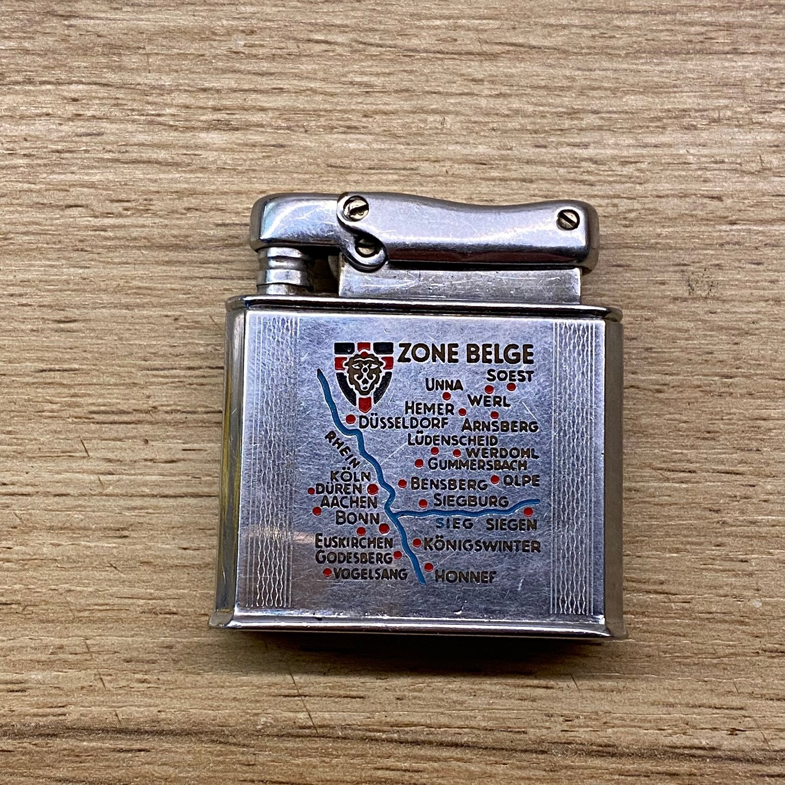 Briquet zone belge, militaire, souvenir militaire, Enlèvement ou Envoi, Comme neuf, Briquet