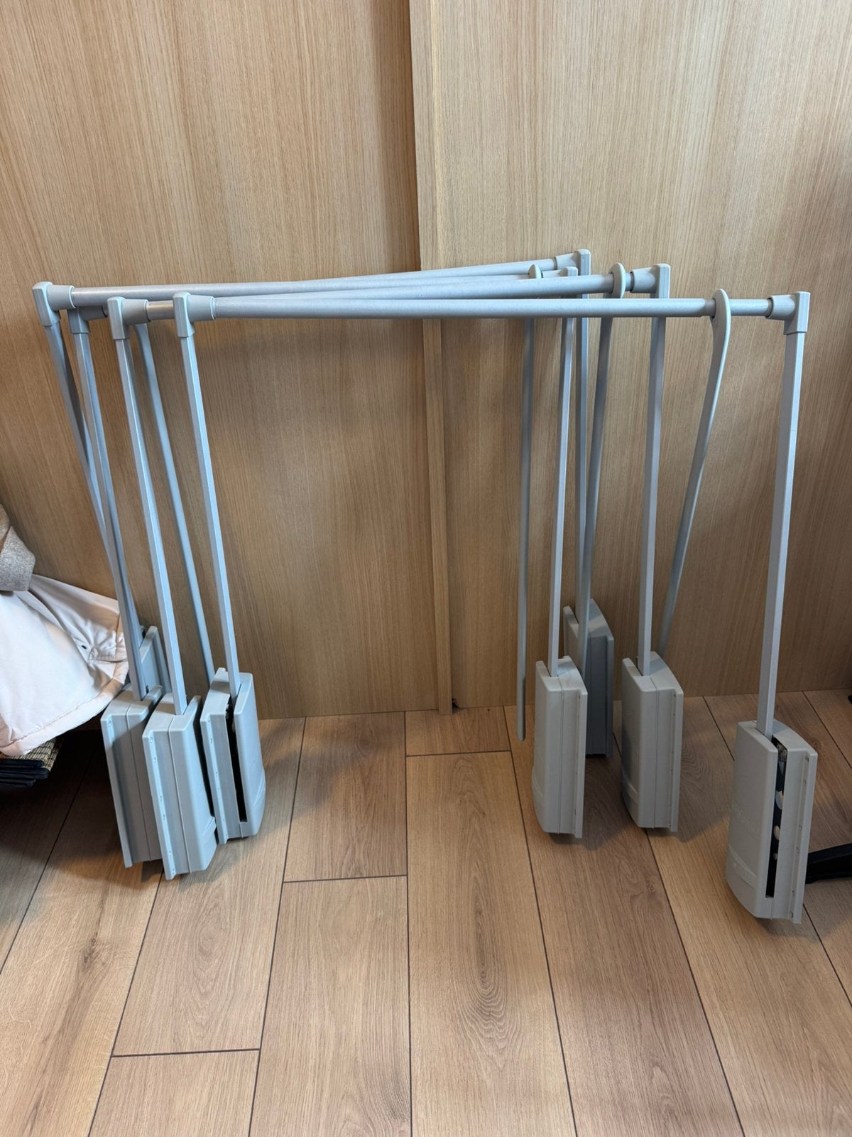 4x ophangsystemen dressing - kleerkast, Ophalen, Zo goed als nieuw