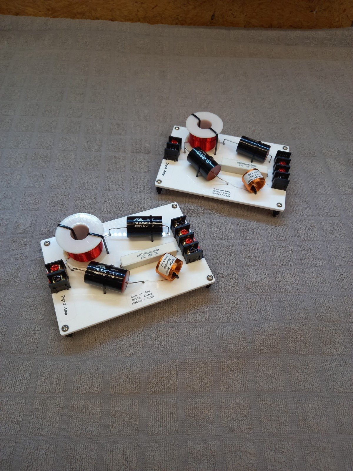 Crossover bidirectionnel 8 ohms - 2550 Hz - 12 dB, Neuf, Enlèvement ou Envoi, Bass-reflex, 120 à 150 watts
