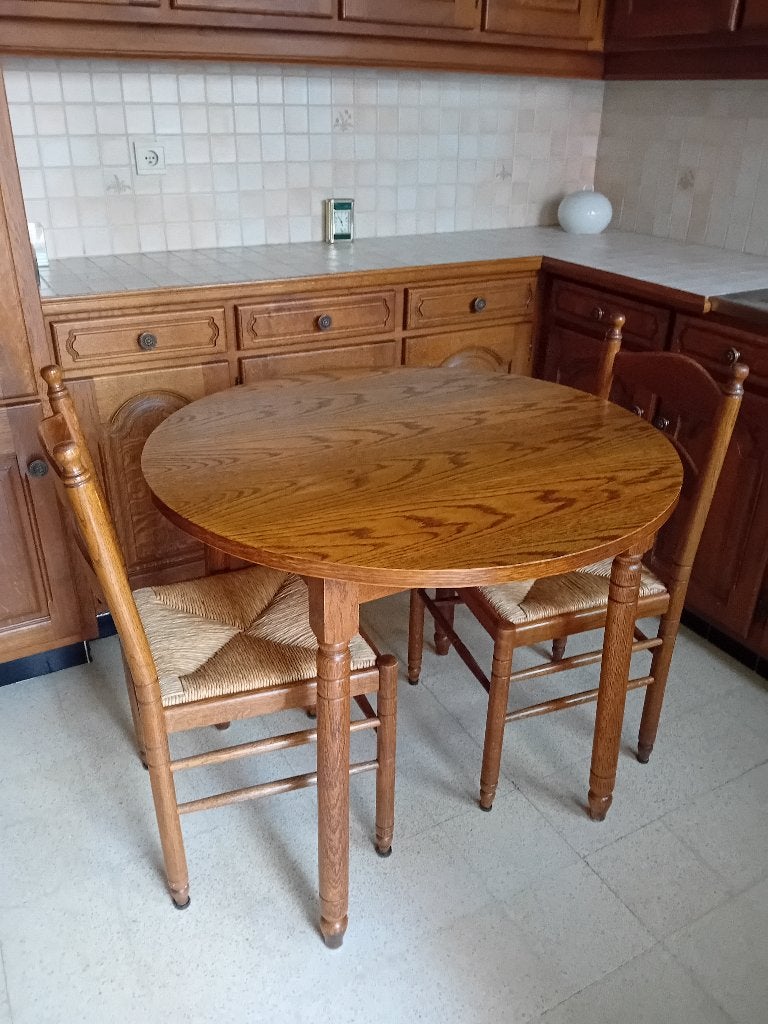Tafel en 2 stoelen in eik, Huis en Inrichting, Ophalen, Gebruikt, Tot twee personen, Eikenhout