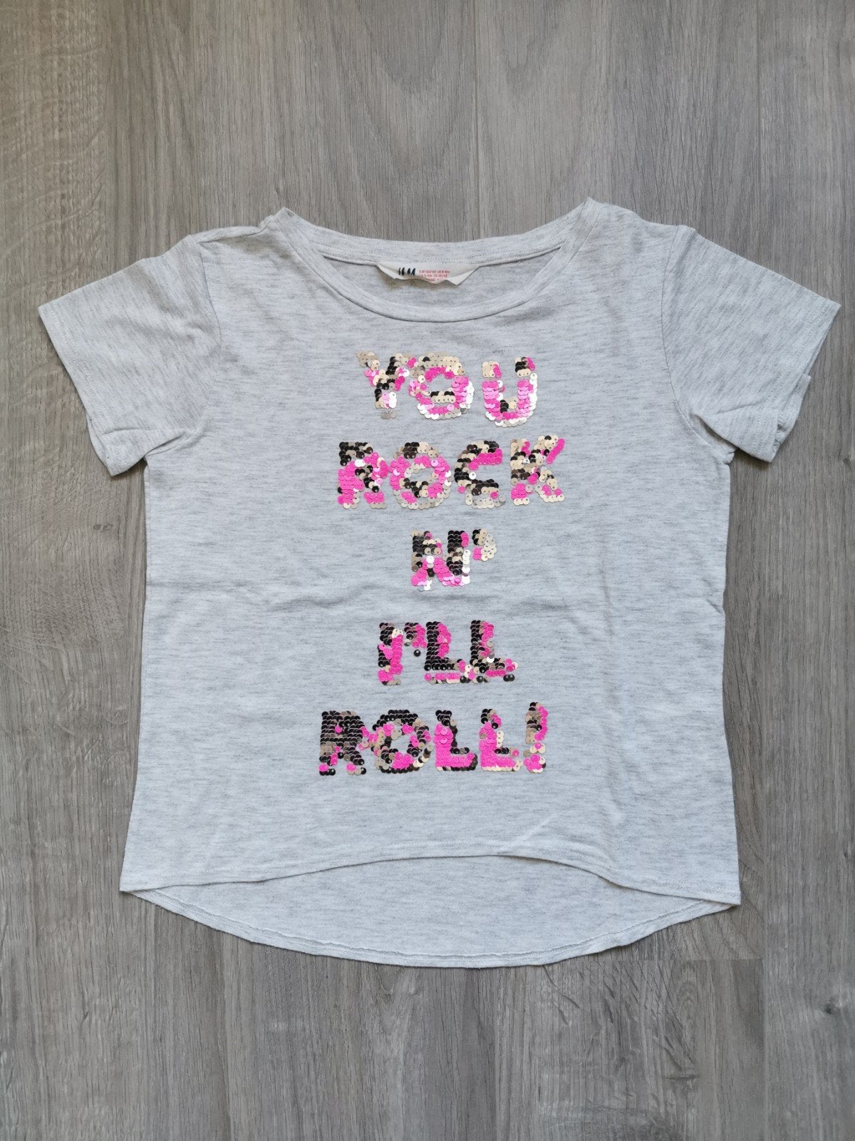 T-shirt H&M - maat 134/140, Enfants & Bébés, Vêtements enfant | Taille 134, Enlèvement ou Envoi, Chemise ou À manches longues