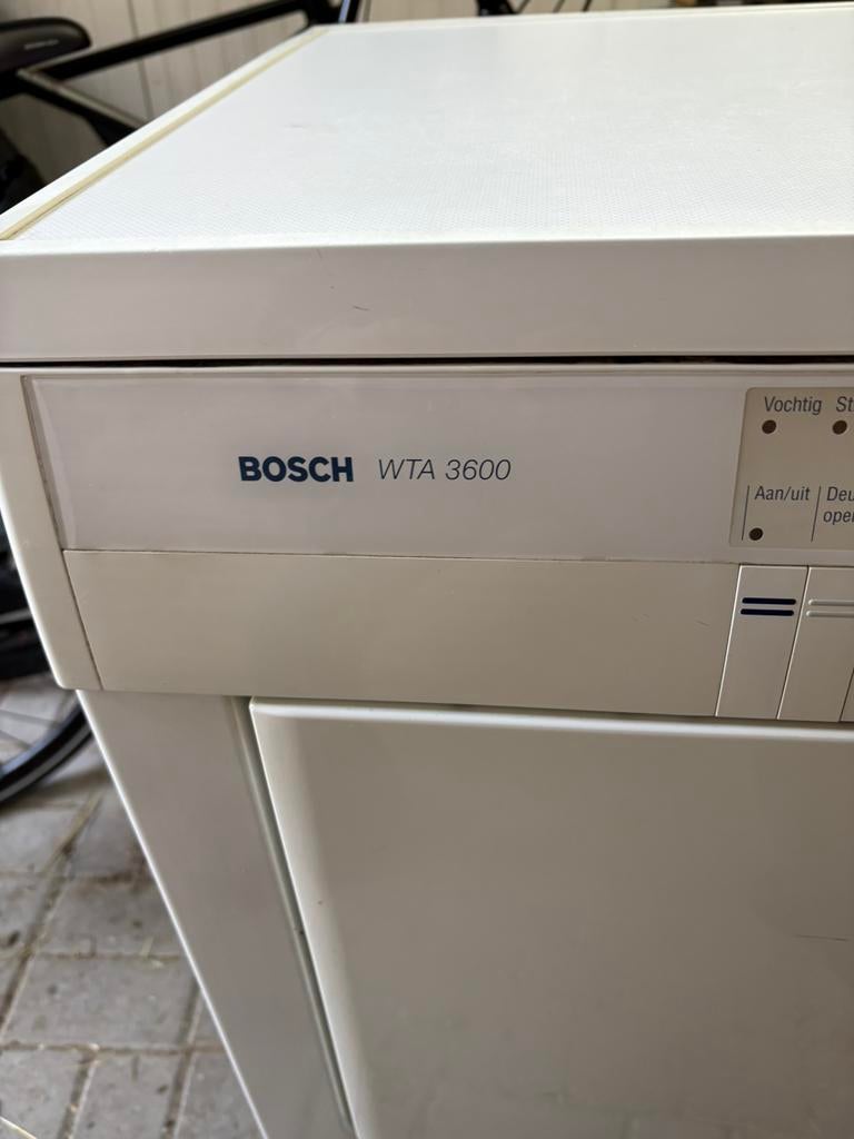 Droogkast Bosch met afvoer, Ophalen, 6 tot 8 kg, Gebruikt, Luchtafvoer