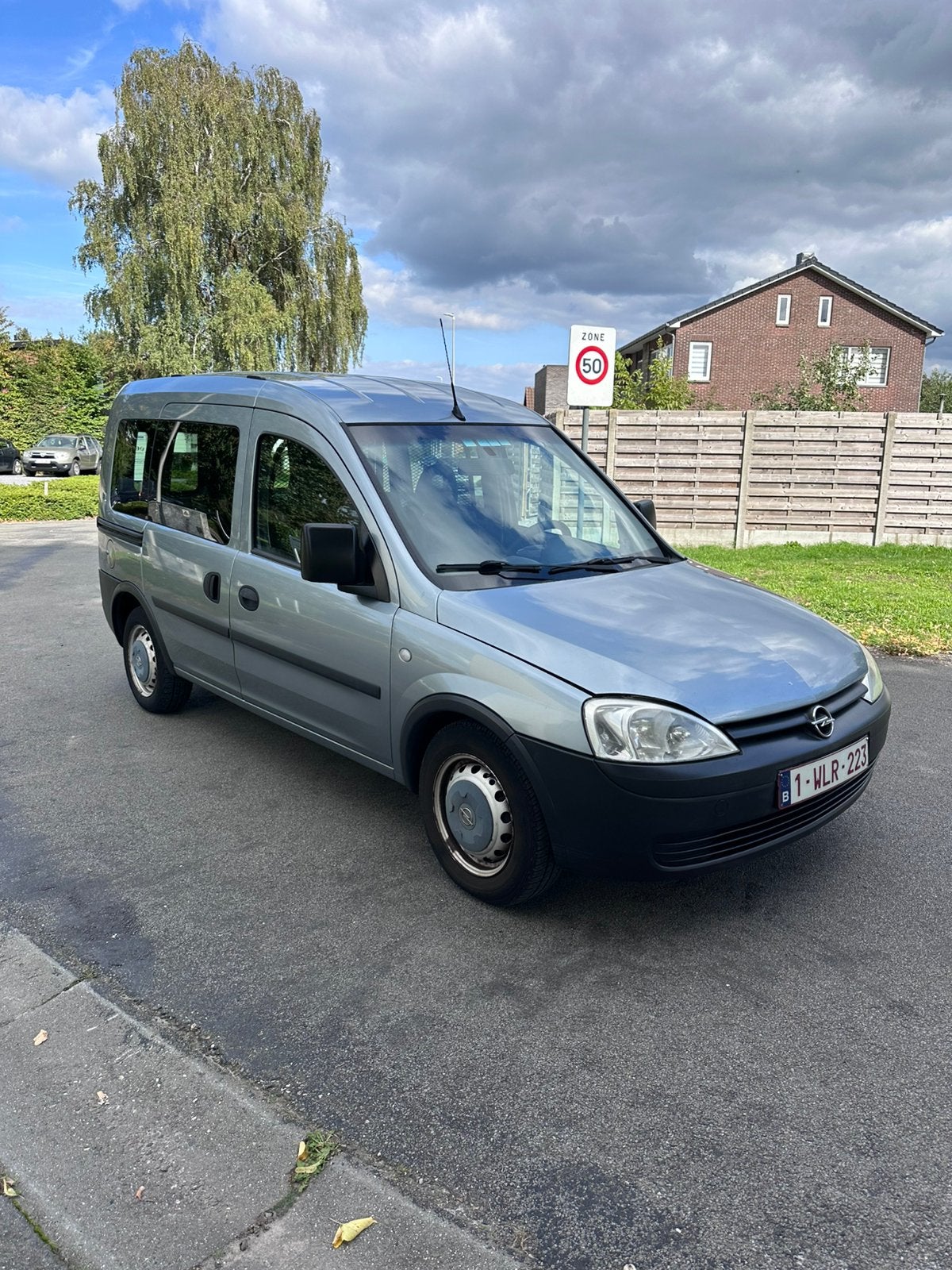 Opel combo 1.3 diesel lichtevracht reeds gekeurd voor verkop, Auto's, 4 deurs, Particulier, Euro 4, Te koop