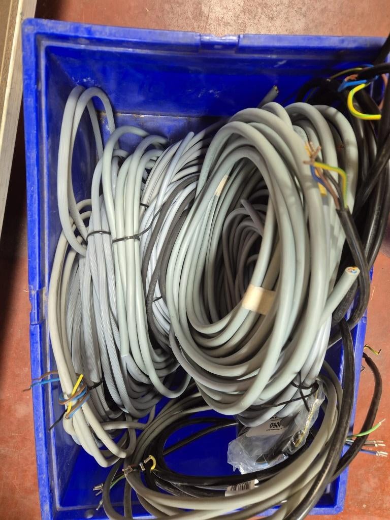 elecktriciteitskabel , overschotten , 3g2,5,, 5g2,5, Doe-het-zelf en Bouw, Elektriciteit en Kabels, Ophalen
