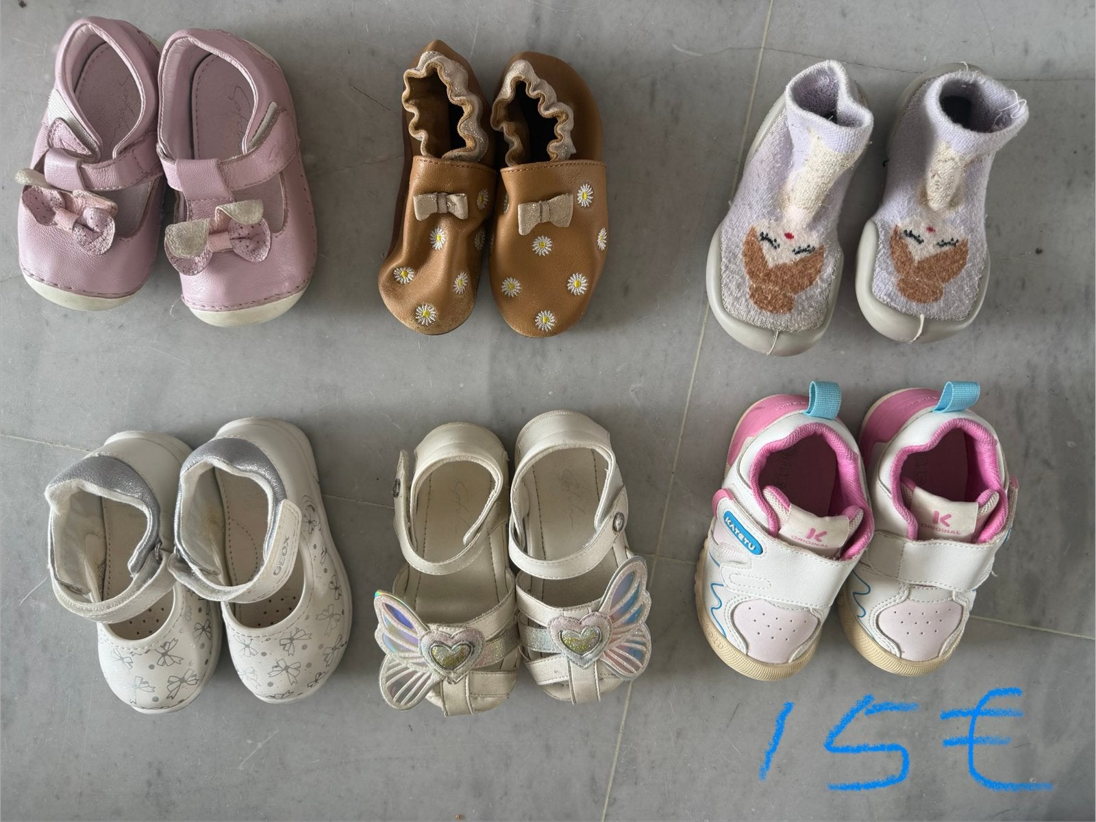 Chaussures fille Geox, Enfants & Bébés, Vêtements de bébé | Chaussures & Chaussettes, Enlèvement, Comme neuf, Fille