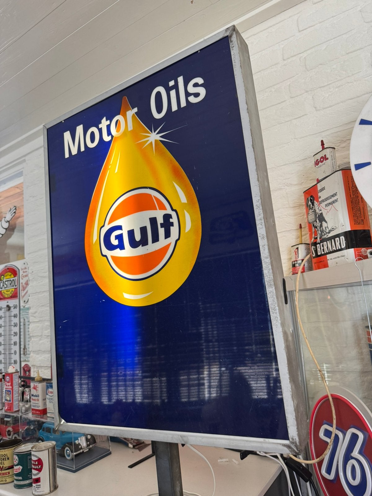 Ancienne boîte à lumière publicitaire Gulf Motor Oil, Enlèvement, Utilisé, Table lumineuse ou lampe (néon)