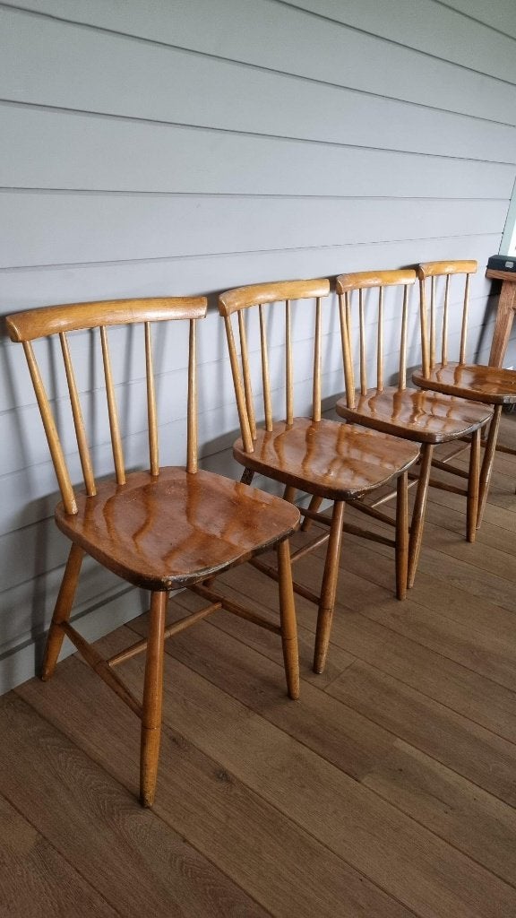 4 stoelen - gratis af te halen, Huis en Inrichting, Stoelen, Ophalen, Gebruikt, Bruin, Vier