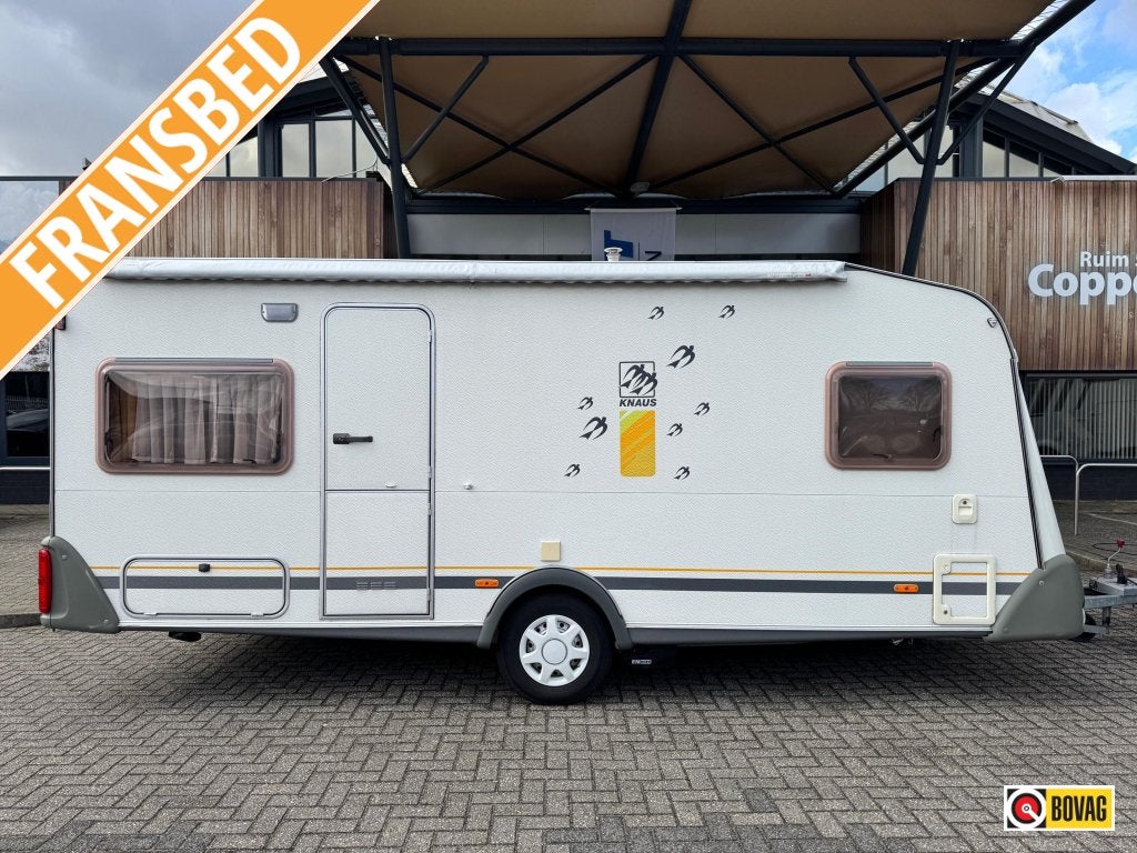 Knaus Sudwind 500 FU, Jusqu'à 4, Lit dans la longueur, 5 à 6 mètres, Poêle
