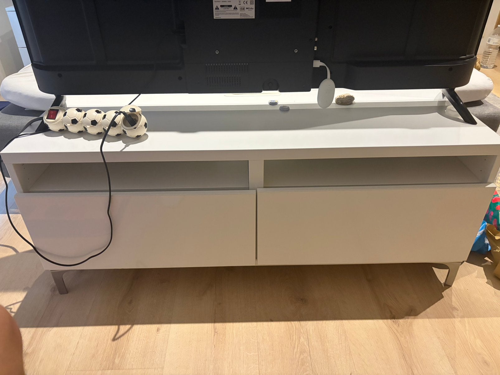 Ikea tv kastje, Doe-het-zelf en Bouw, Ophalen of Verzenden, Zo goed als nieuw