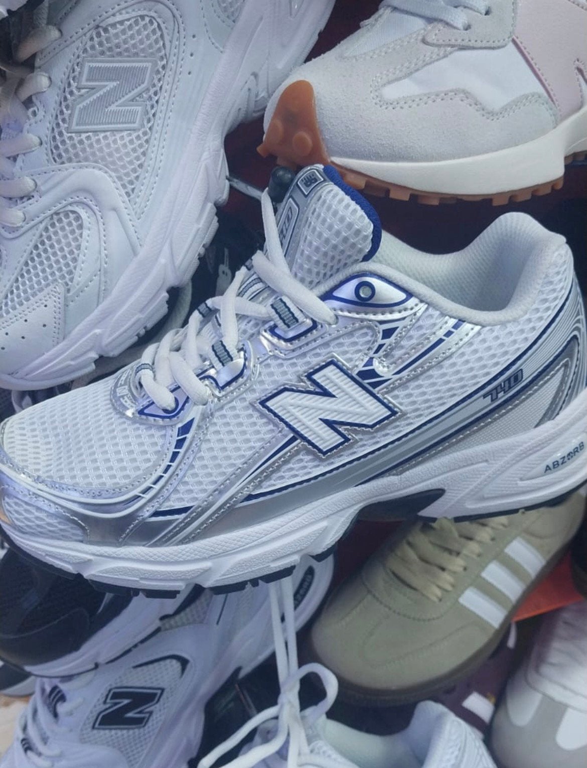 New balance 41, Sport en Fitness, Loopsport en Atletiek, Ophalen, Zo goed als nieuw