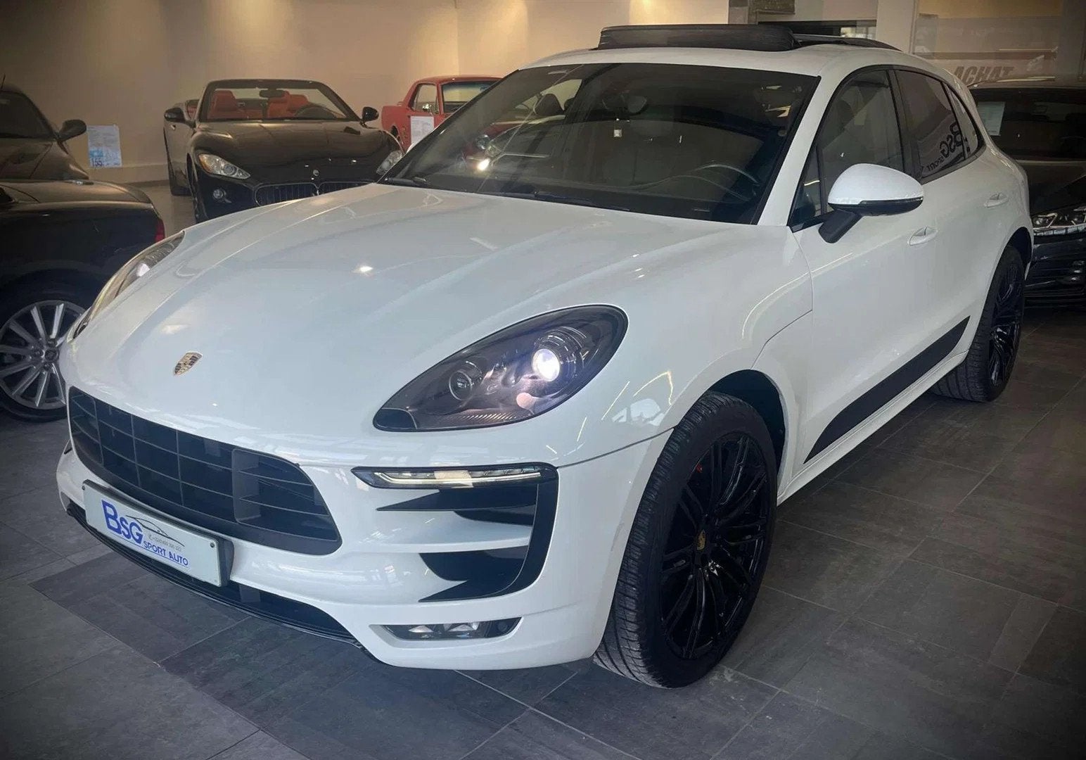 Porsche Macan S 3.0 V6 Bi-Turbo PDK*TOIT PONA*CUIR*GPS*CAMER, Autos, Porsche, Cuir, Euro 6, Entreprise, Noir