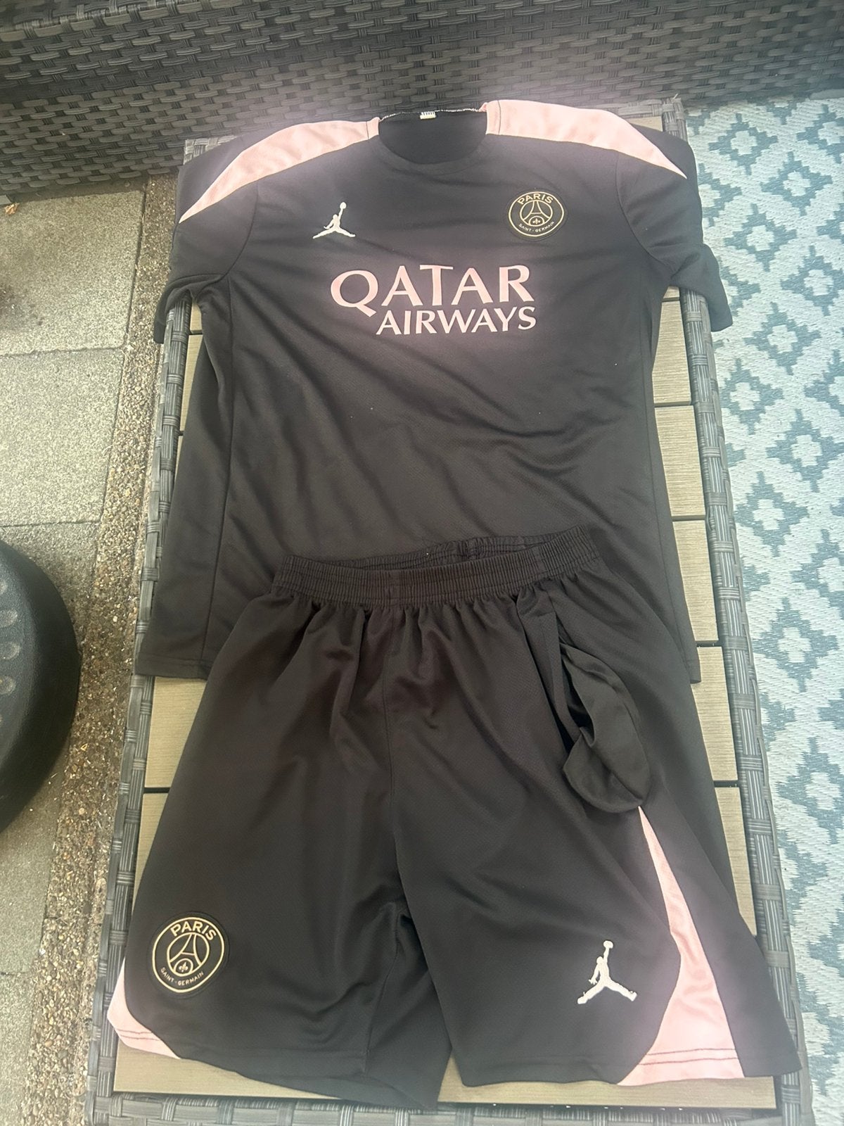 PSG set maat M, Sports & Fitness, Taille M, Enlèvement ou Envoi, Set