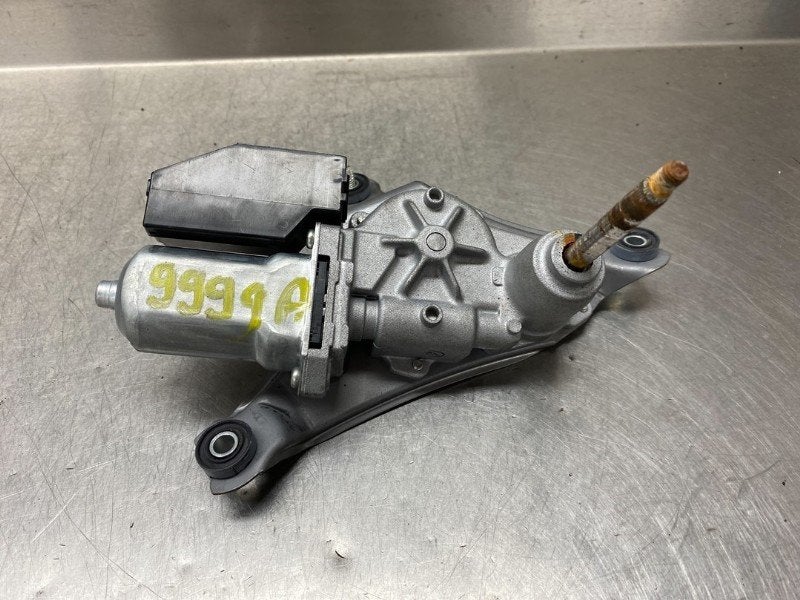RUITENWISSERMOTOR ACHTER Toyota Auris (E15), Gebruikt, Toyota