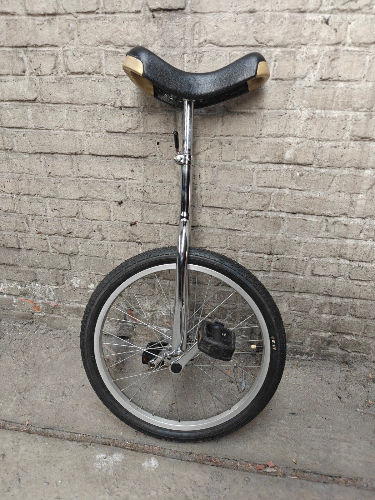 Monocycle amusant avec pneu neuf, Vélos & Vélomoteurs, Enlèvement, Comme neuf