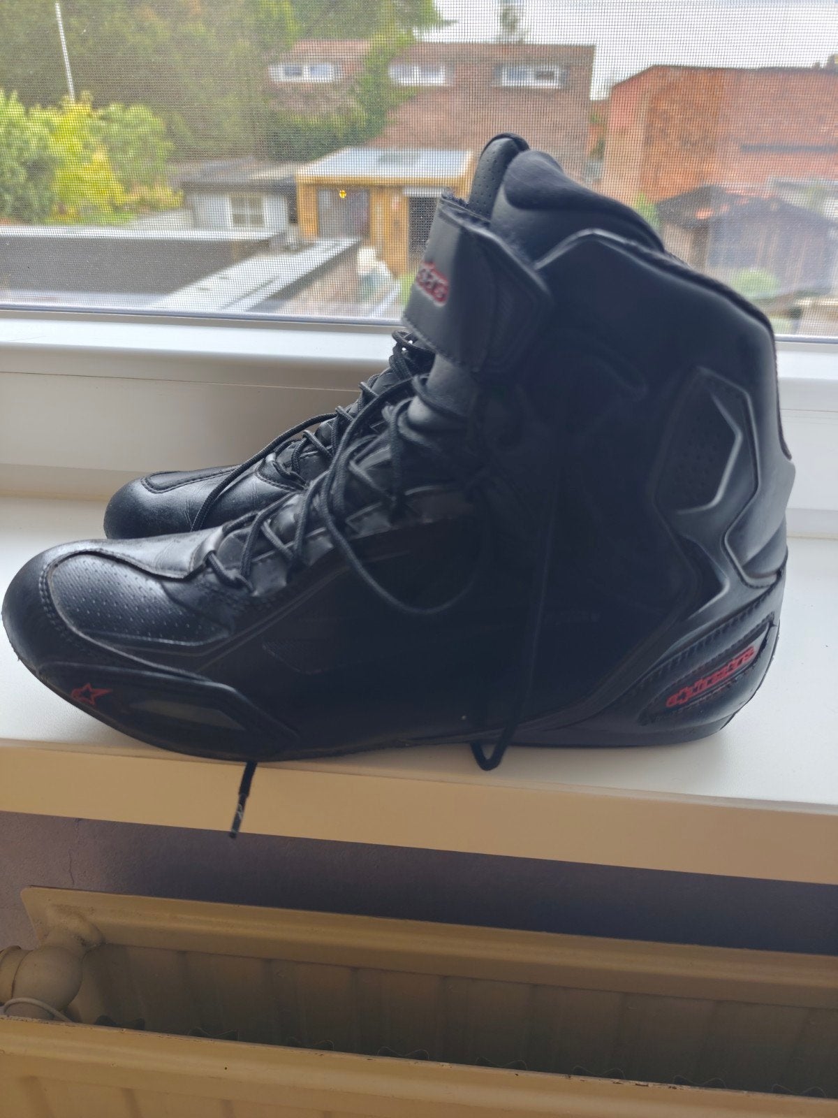 motoschoenen, Motoren, Ophalen