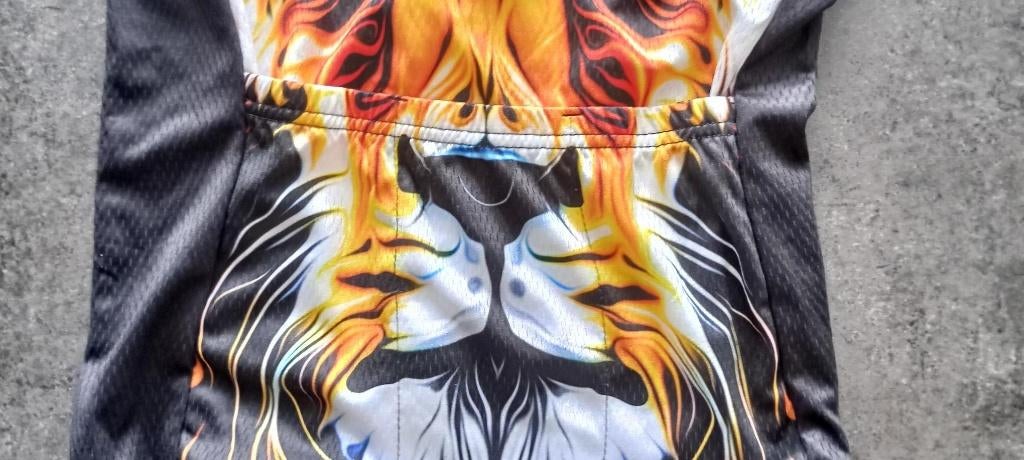 fiets shirt maat 134/140 - als nieuw, Ophalen of Verzenden, Zo goed als nieuw, Jongen of Meisje, Sport- of Zwemkleding