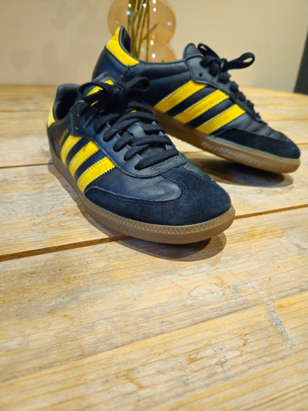 Adidas Samba OG noir/jaune — Taille 39 presque neuve !, Enlèvement ou Envoi, Noir, Sneakers et Baskets