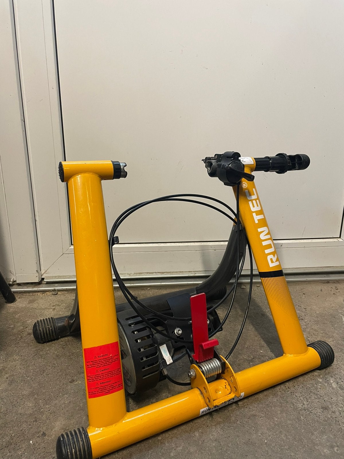Home trainer Run Tec Elite + axe Tacx 12x142, Sports & Fitness, Enlèvement