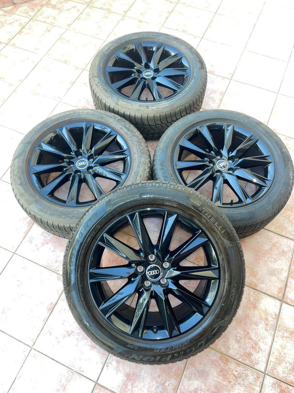 4 jantes audi 19 pouces + 4 pneus pirelli, Enlèvement, 19 pouces, Pneu(s)