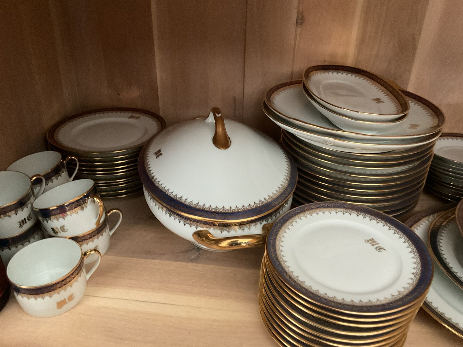 Limoges koffie eetservies, Ophalen
