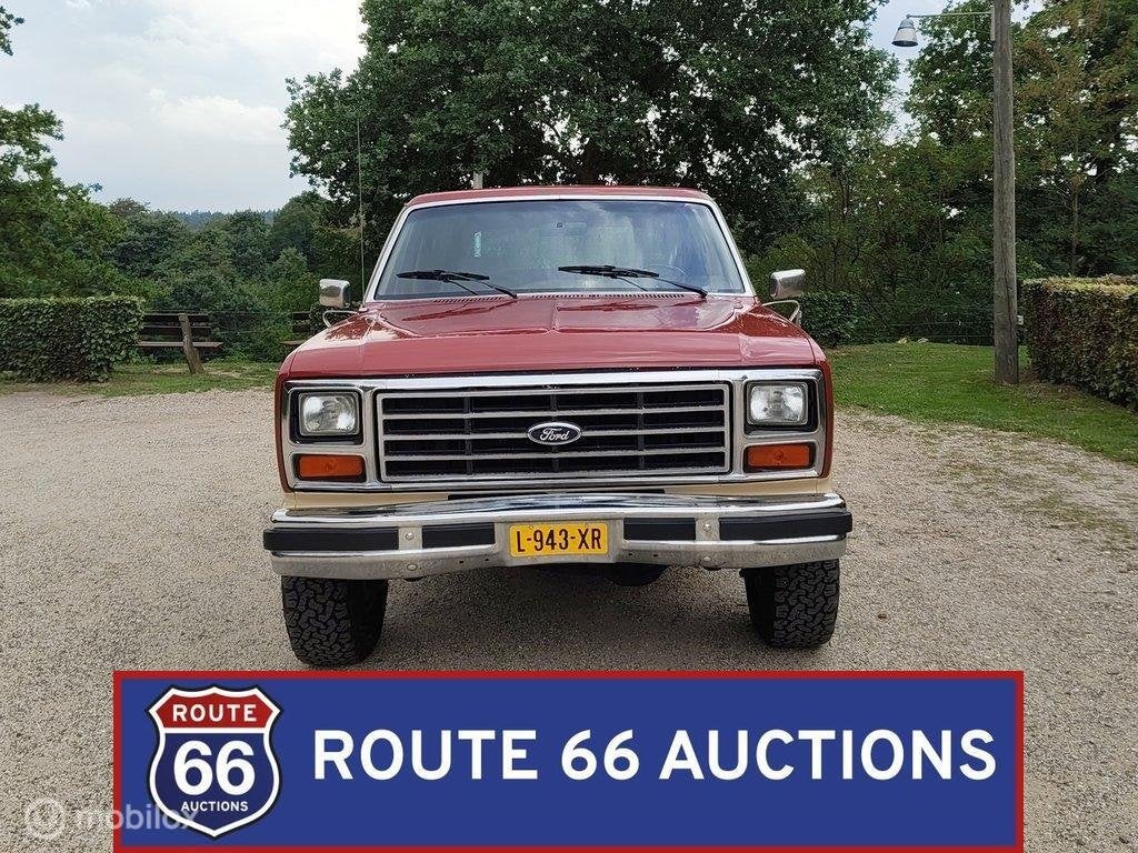 Ford Bronco Eddie Bauer Edition | 1985 | Route 66 Auctions, Autos, Oldtimers & Ancêtres, Achat, Entreprise, Boîte manuelle, Autre carrosserie