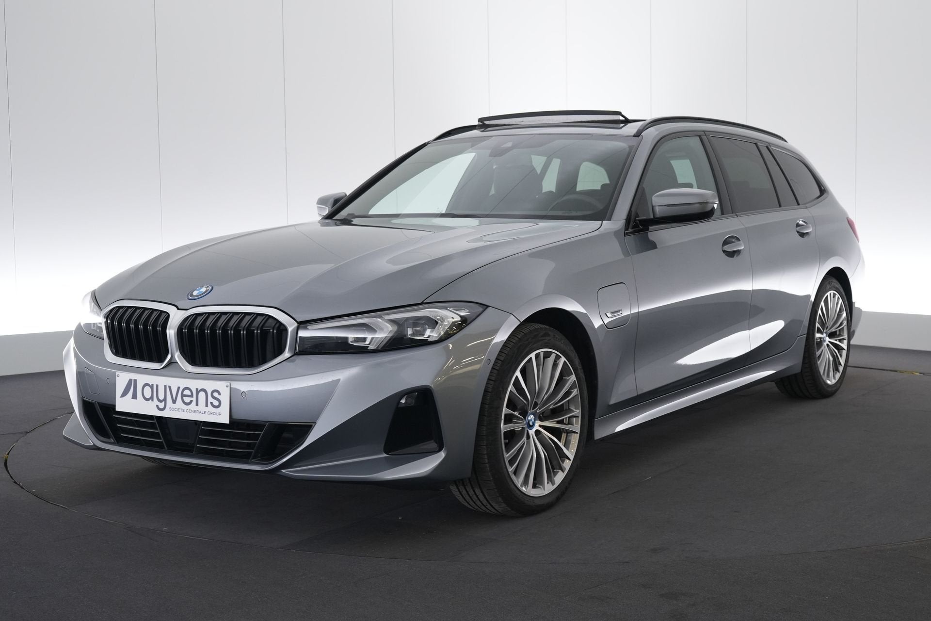 (2CTV340) BMW 3 SERIES TOURING, Auto's, BMW, Automaat, 1998 cc, Achterwielaandrijving, Gebruikt