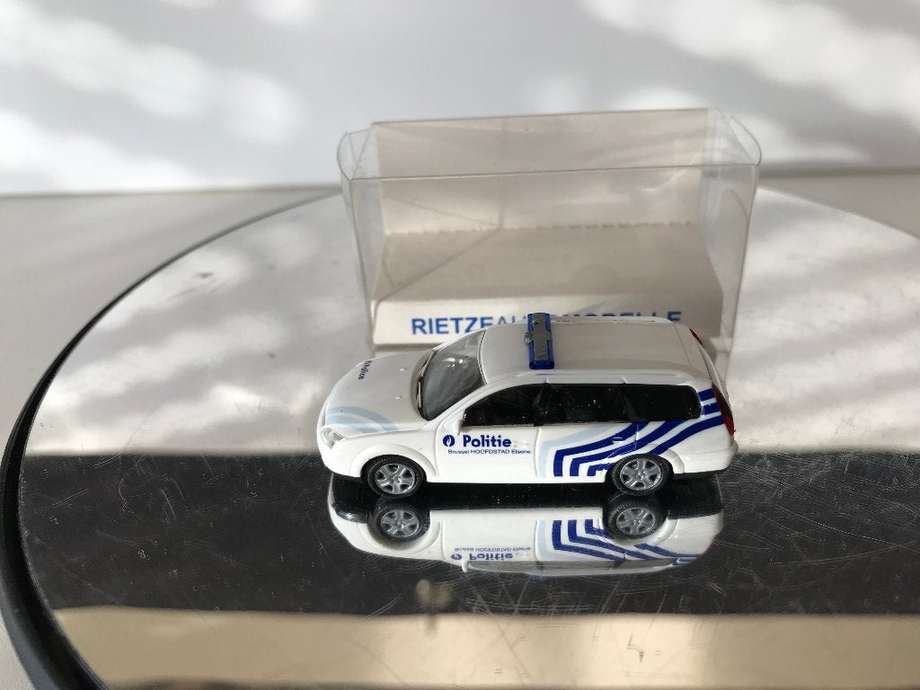 FORD MONDEO - POLICE DE BRUXELLES - IXELLES, Envoi, Neuf, Voiture, Rietze