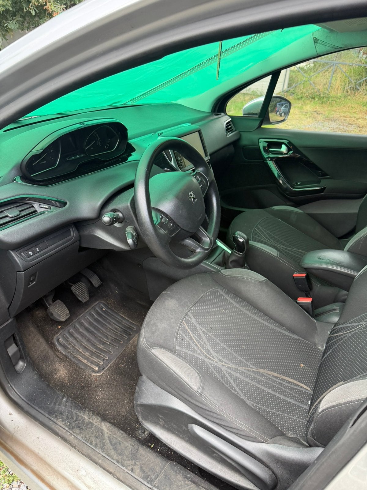 Peugeot 208 in onderdelen, Ophalen, Voor, Peugeot