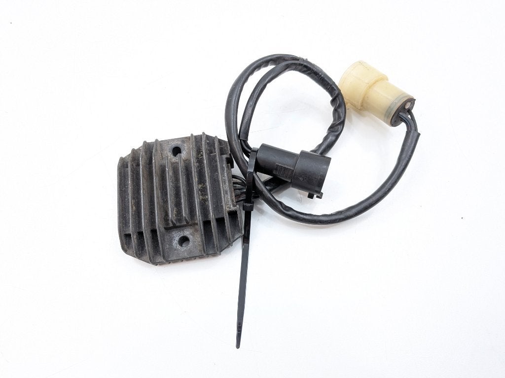 SPANNINGSREGELAAR ZX 6 R 2000-2002 (NINJA ZX-6R ZX600J), Motoren, Kawasaki Motors Europe N.V., Gebruikt, Info@kawasaki.eu, Jacobus Spijkerdreef 1-3
2132 PZ  Hoofddorp, JP