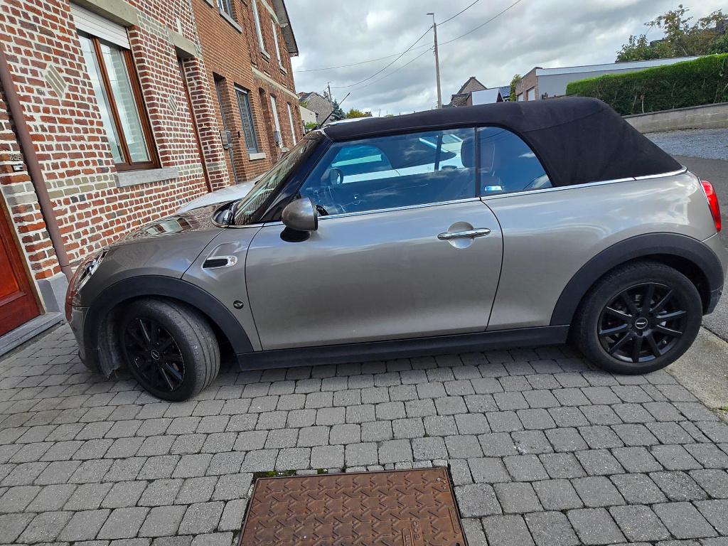 auto mini cabriolet année 2017 état super, Autos, Mini, Particulier, Cooper, ABS, Air conditionné, Alarme, Climatisation automatique