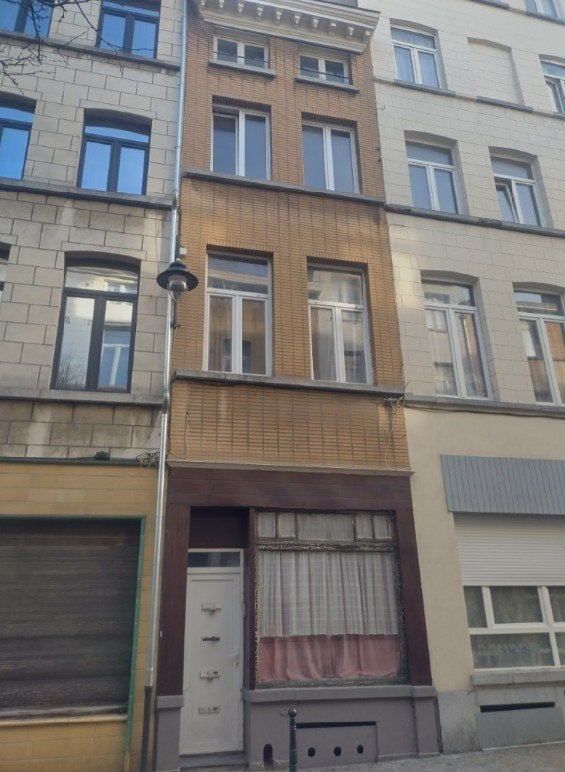 Maison entre Dansaert et gare du Midi, Immo, Bruxelles, 135 m², 4 pièces, Jusqu'à 200 m²