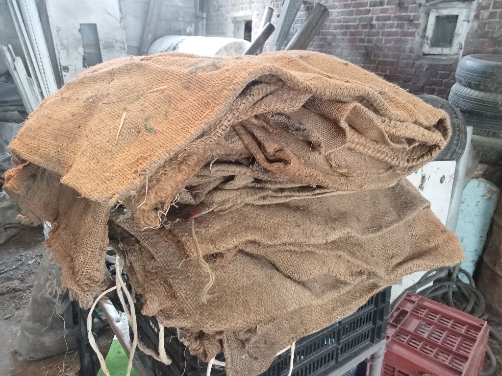 Jute zakken, Ophalen, Gebruikt