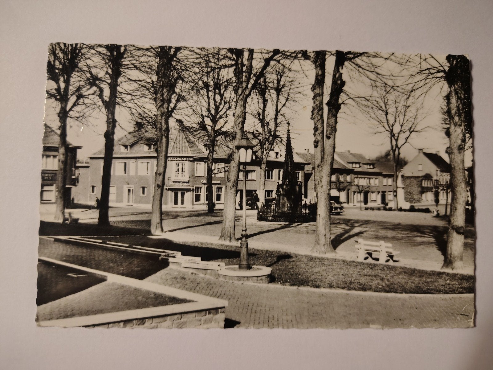 Place de la colline d'Essen, Enlèvement ou Envoi