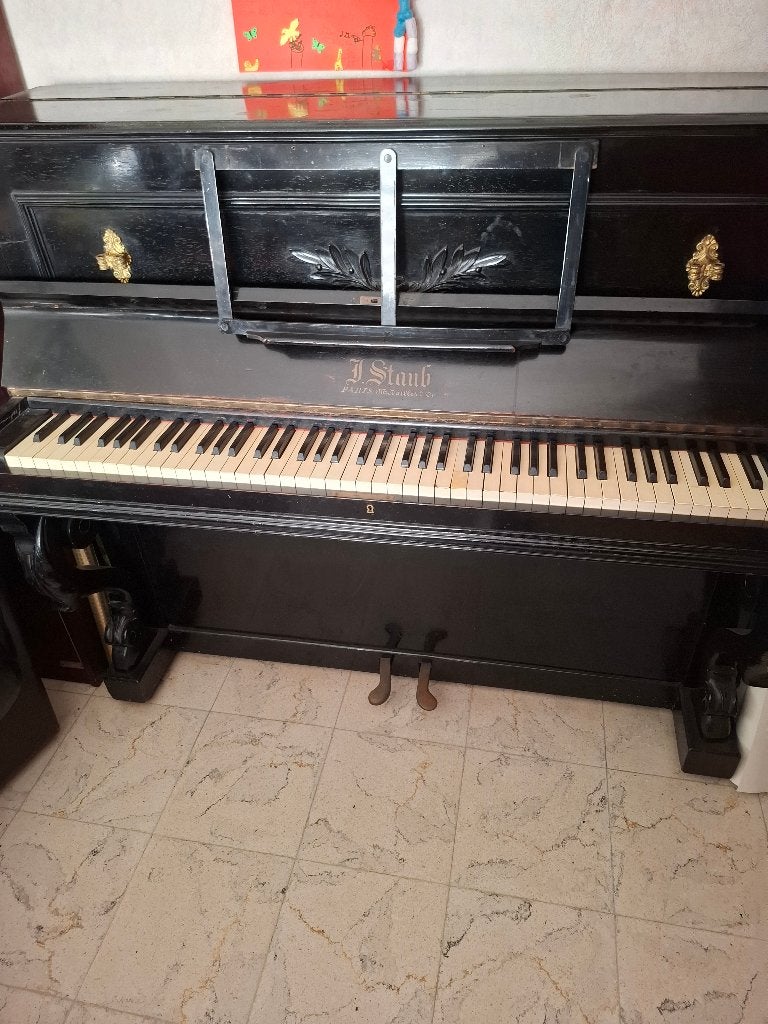 Piano gratis, Muziek en Instrumenten, Ophalen, Gebruikt, Zwart, Piano