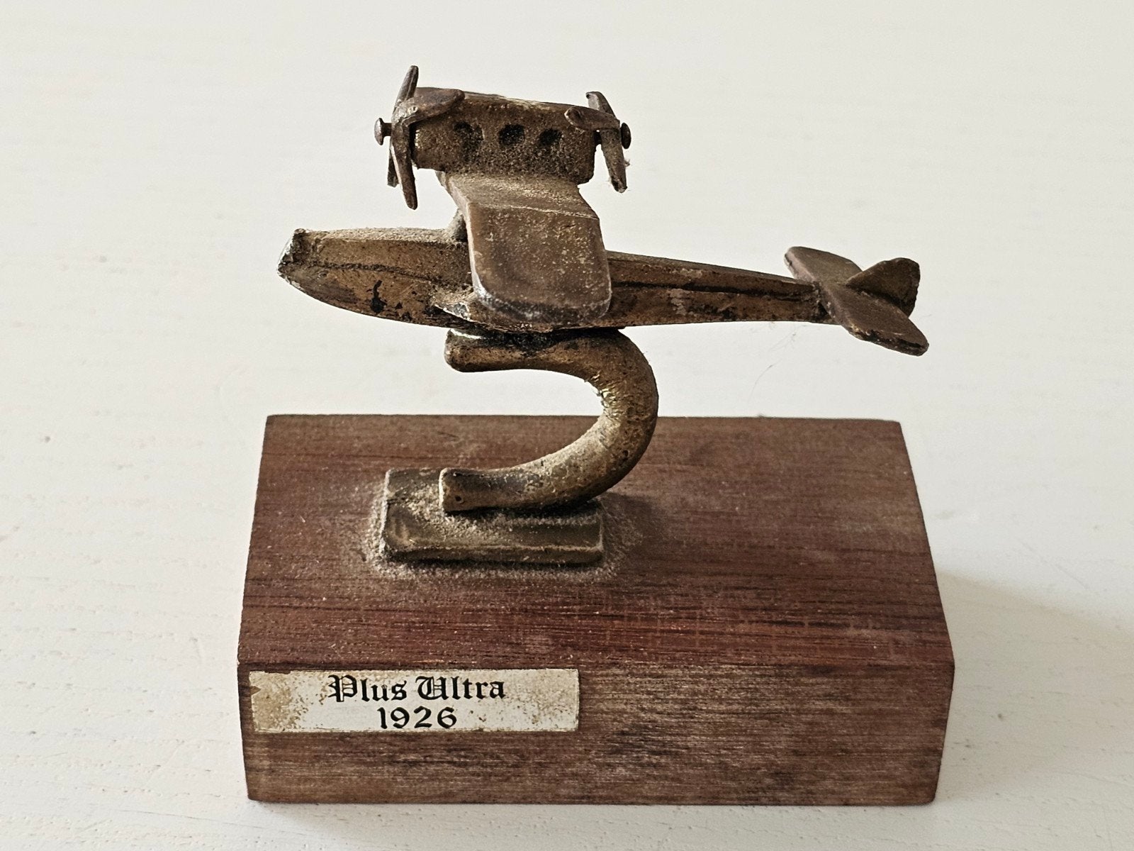 image du plus ultra antique, Enlèvement ou Envoi