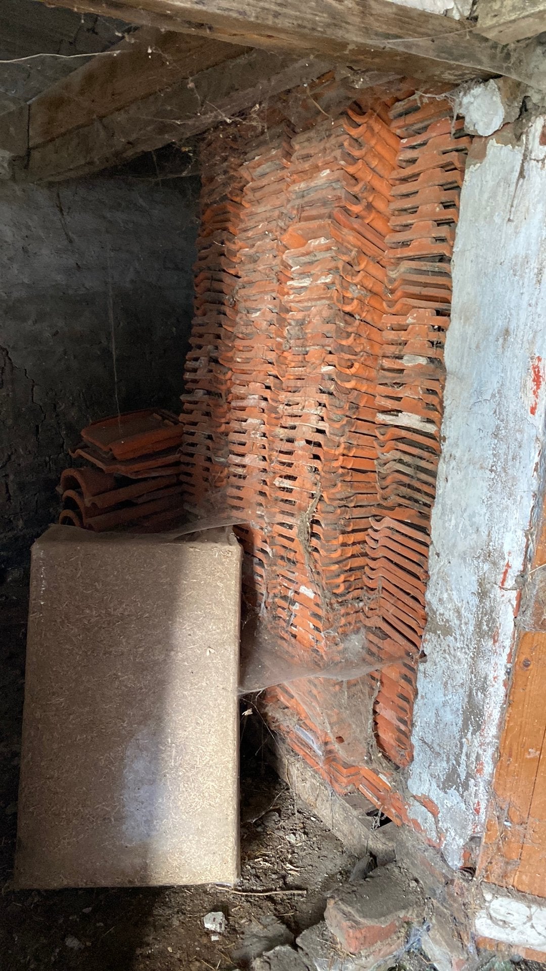 Oranje stormpannen, Doe-het-zelf en Bouw, Ophalen, Gebruikt, Steen of Klei, 15 m² of meer
