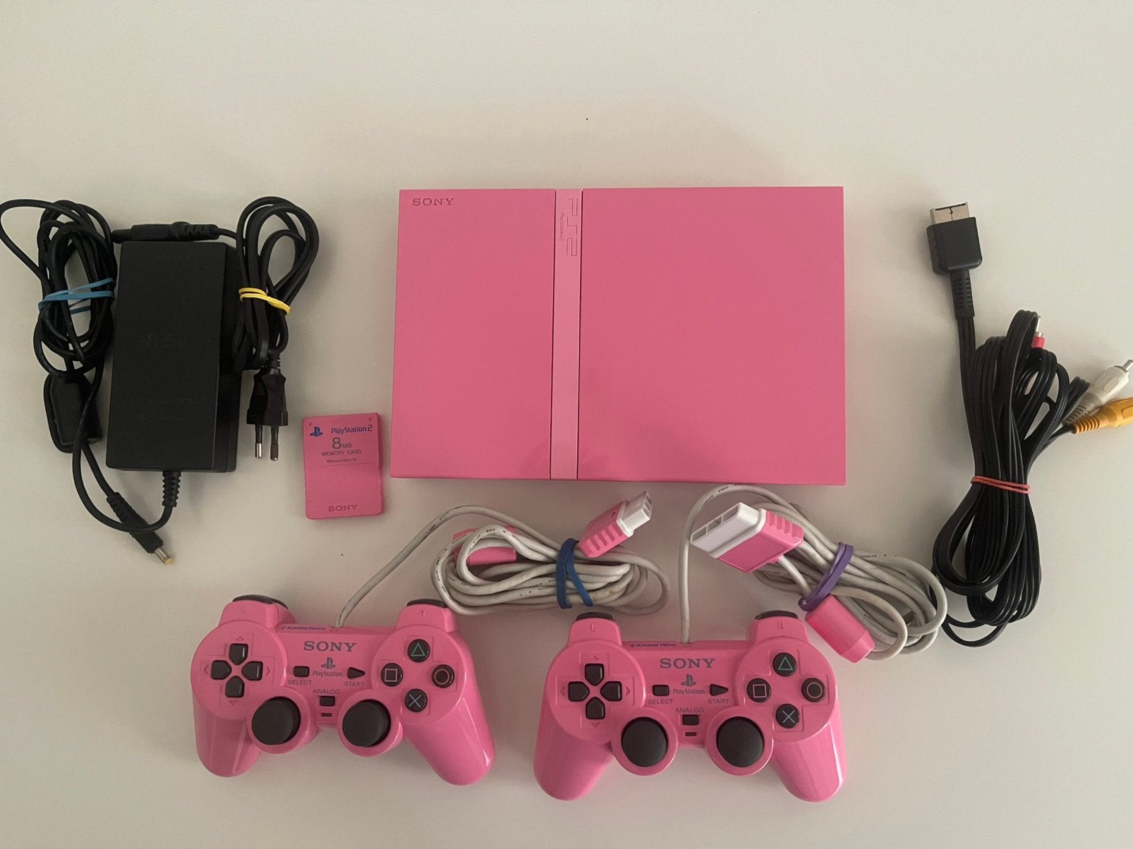 Sony Ps2 slim pink + 2 manettes, Enlèvement, Comme neuf, Rose