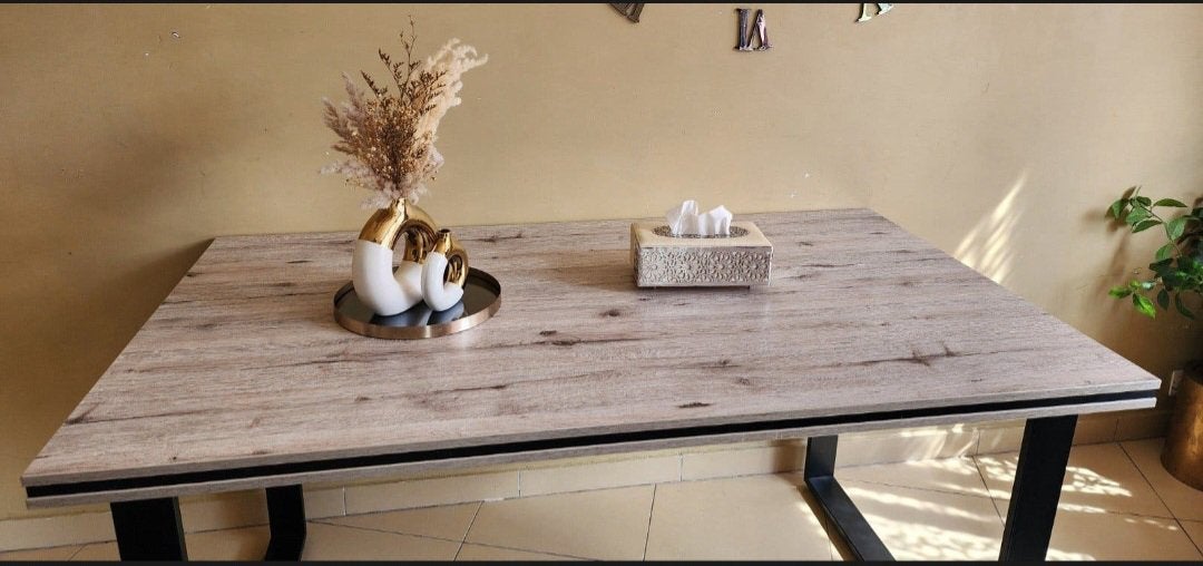 Table a manger, Maison & Meubles, Enlèvement, Comme neuf