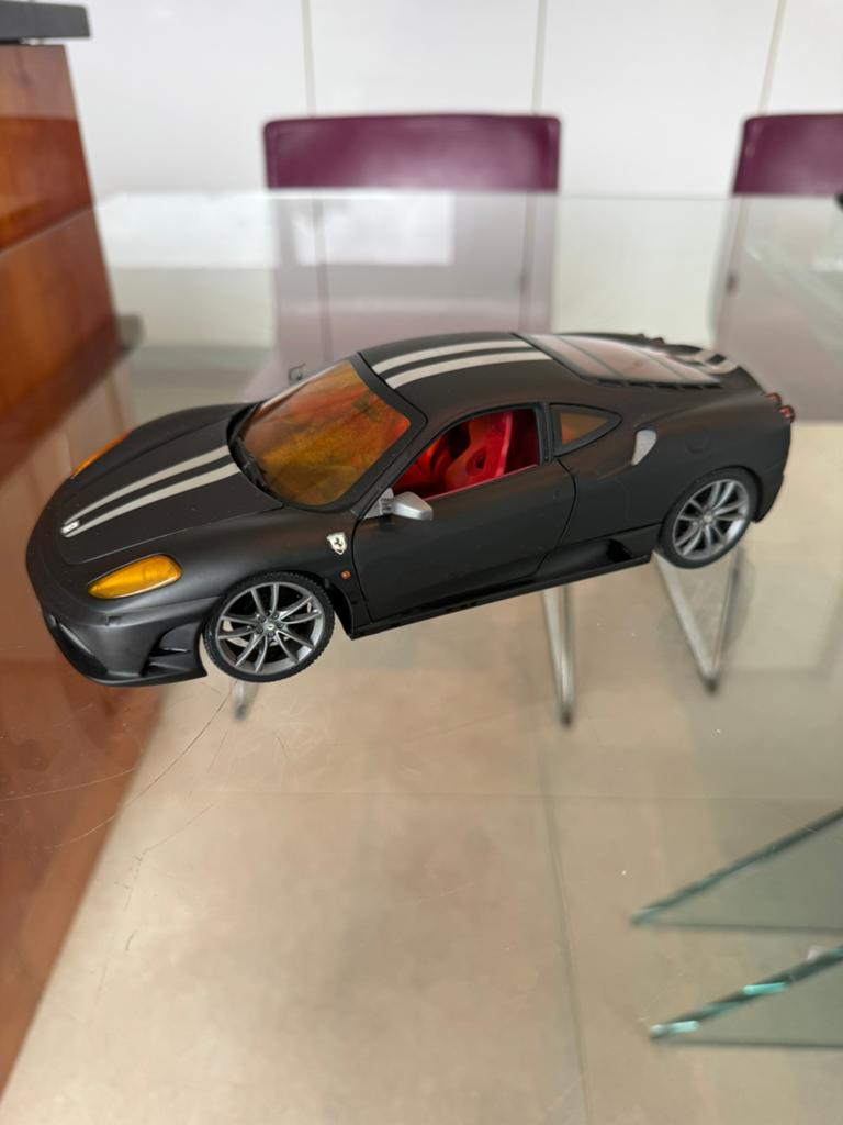 Rare Ferrari 430 Scuderia 1:18 hot wheels, Hobby & Loisirs créatifs, Enlèvement ou Envoi, Comme neuf, Hot Wheels