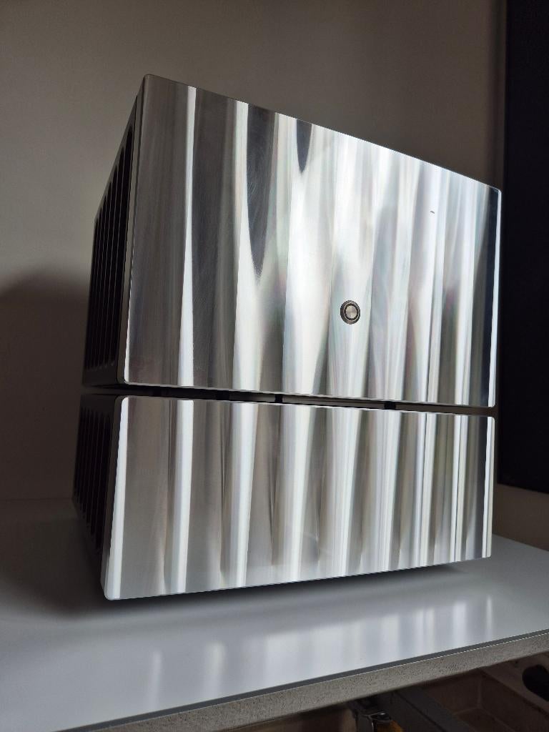 Magnifique amplificateur Jeff Rowland Model 825, TV, Hi-fi & Vidéo, Enlèvement, Comme neuf, Stéréo, 120 watts ou plus