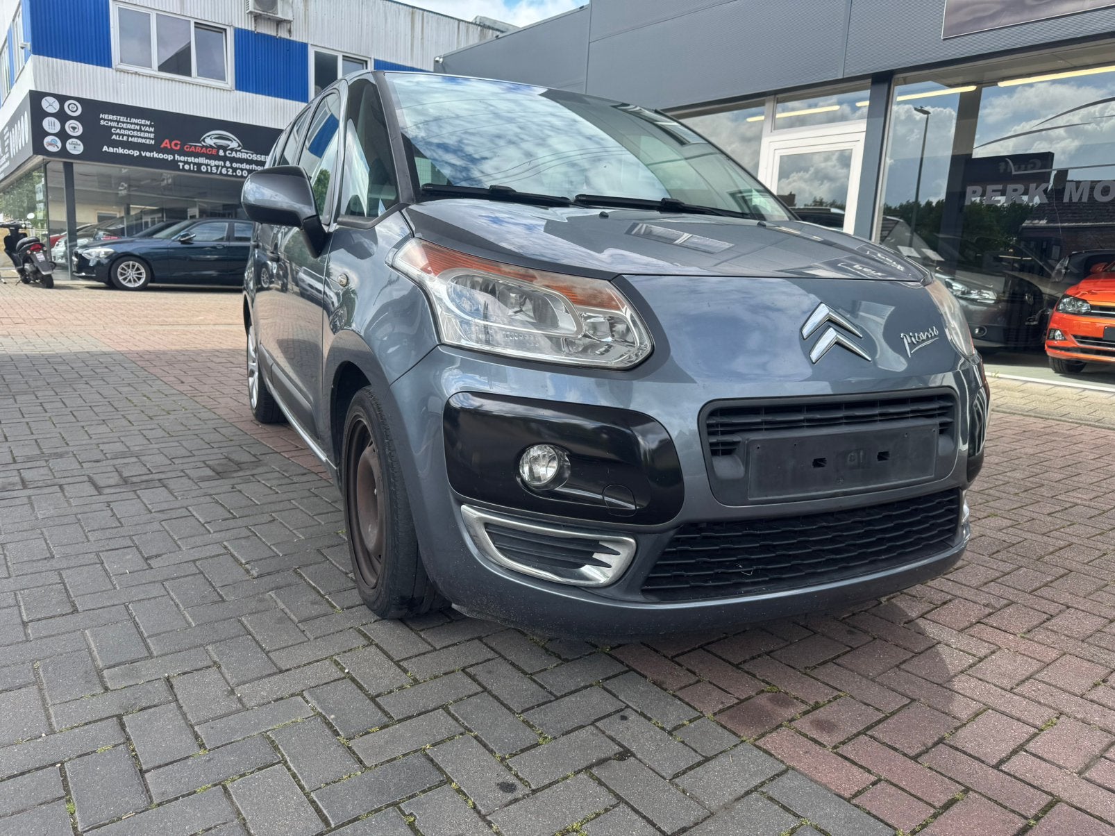 Citroën C3 Picasso 1.4 - ESSENCE - AIRCO - 183.000km - 2010, Autos, Argent ou Gris, Achat, Entreprise, Boîte manuelle