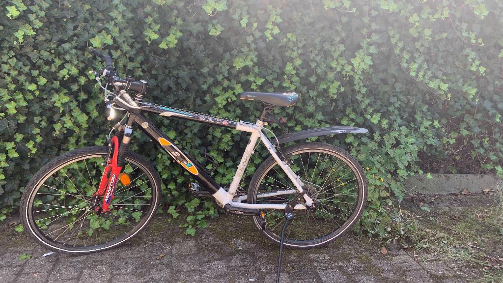 Fiets voor leeftijd van ongeveer 11 tem 15, Versnellingen, Zo goed als nieuw, Schijfrem, Ophalen