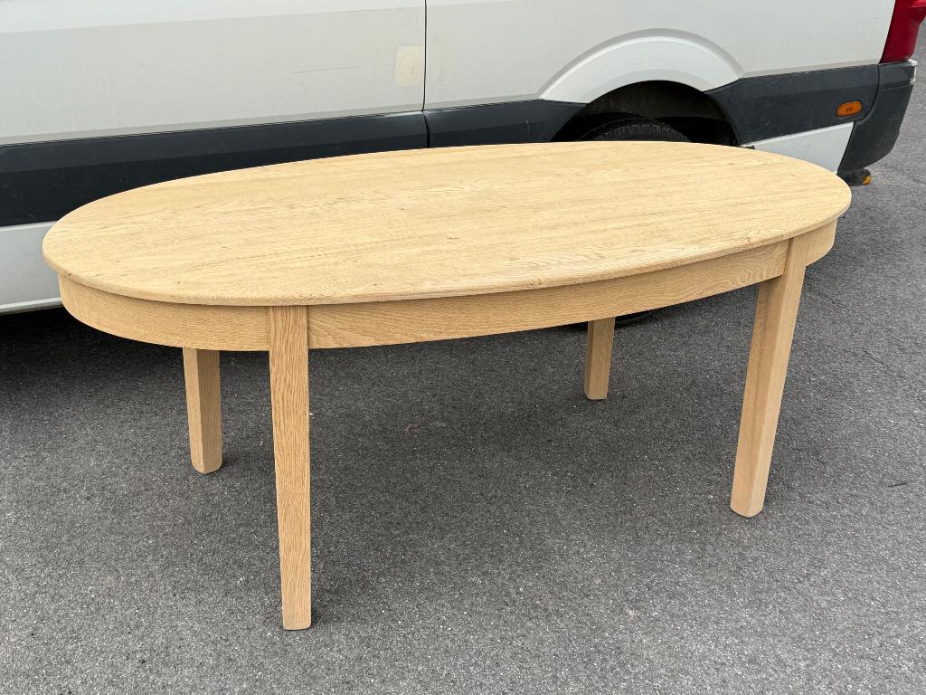 Table ovale en chêne massif aerogommé, Enlèvement